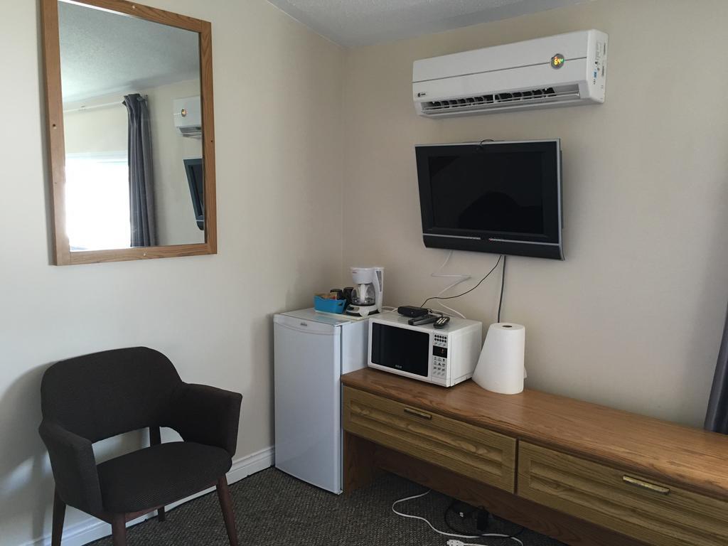Airport Inn 프레더릭턴 객실 사진